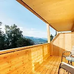 호텔 Kuehberg 4*