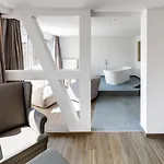 Kuehberg 호텔 4*
