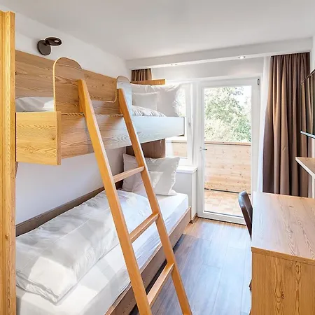 Kuehberg Hotel 4*