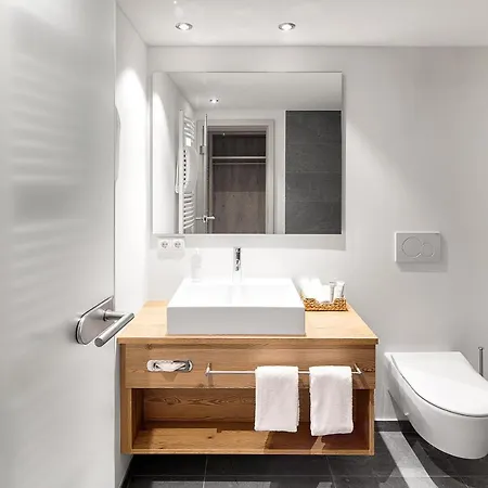 Hotel Kühberg 4*