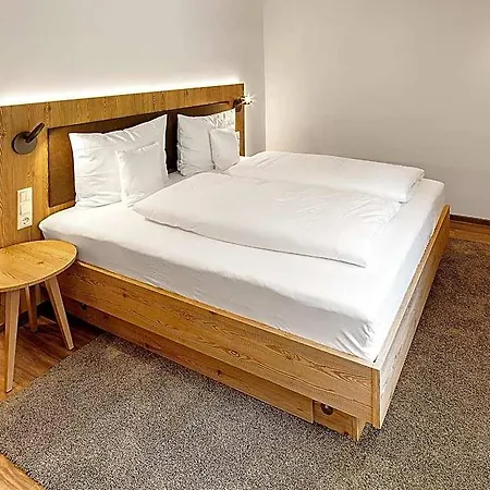 Hotel Kuehberg 4*